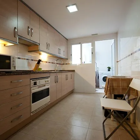 Regata A 2 Minutos De La Playa Con Aire Acondc *